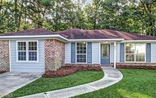 featured image of 802 S Rogers St