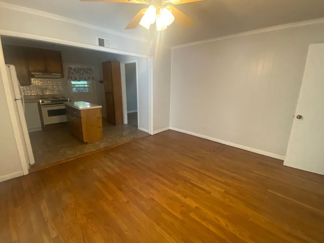 104 Nottingham Trl - Photo 3 of 10