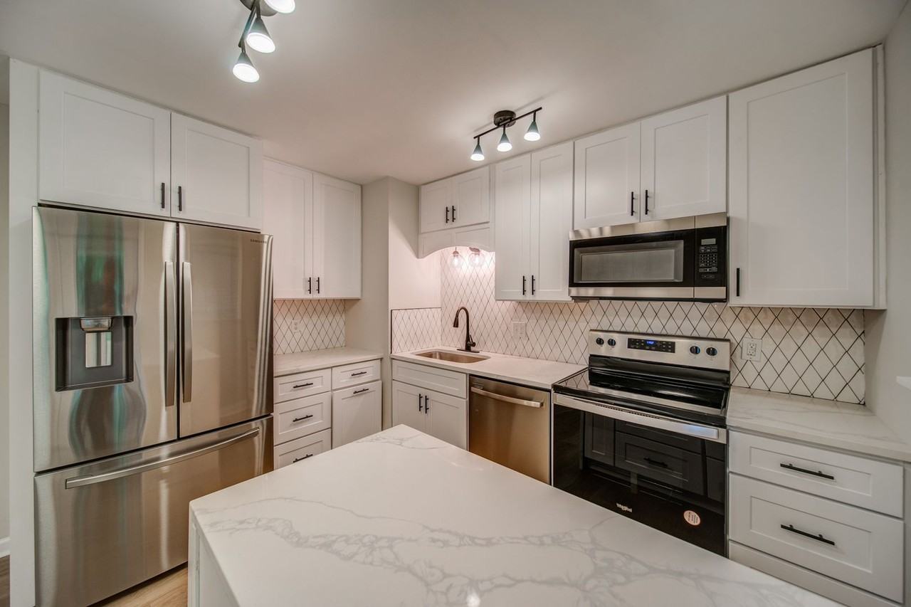 4734 N Springs Rd Nw - Photo 4 of 50