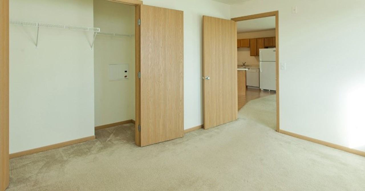 Eagle Pointe (2550 Voyageur) - Photo 5 of 22