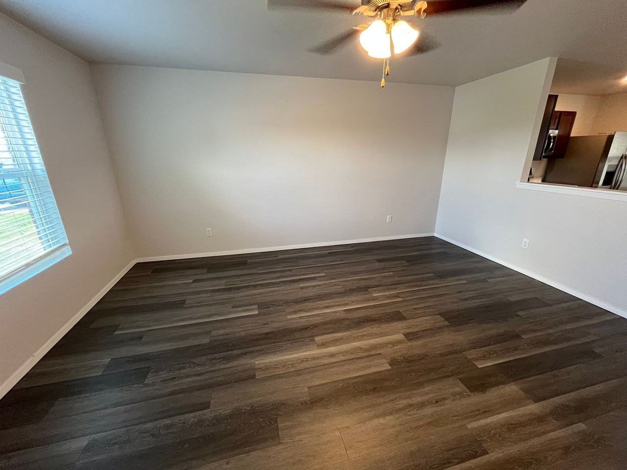 3220 E Jacob Ln - Photo 5 of 22