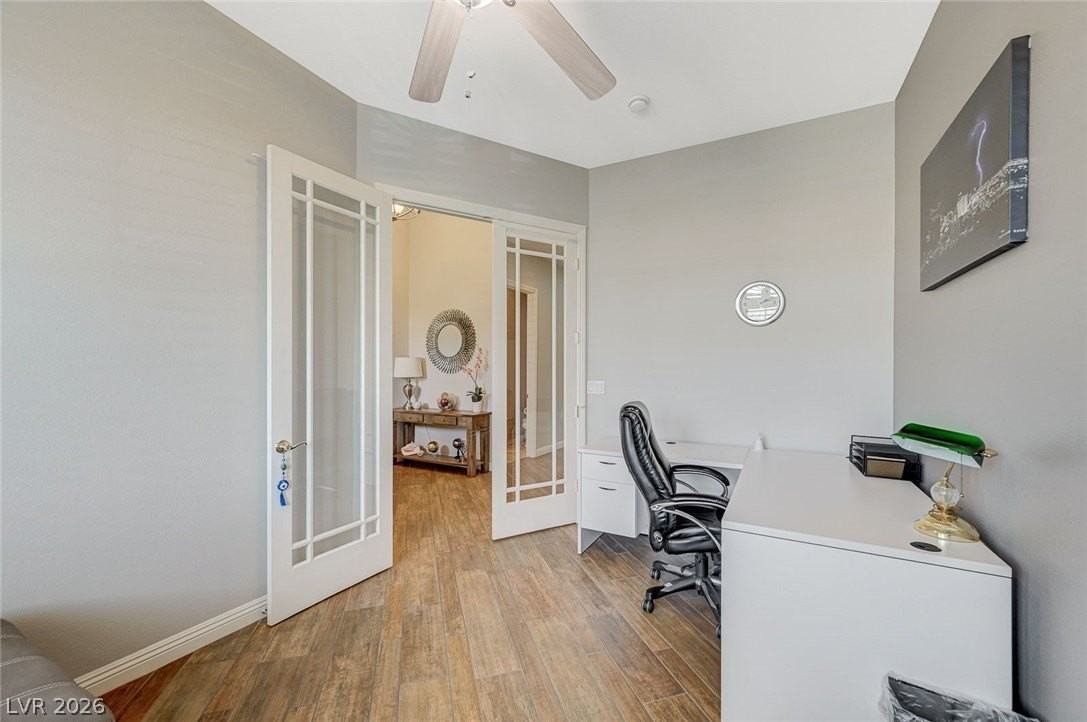 2415 Winter Cliffs St - Photo 6 of 50