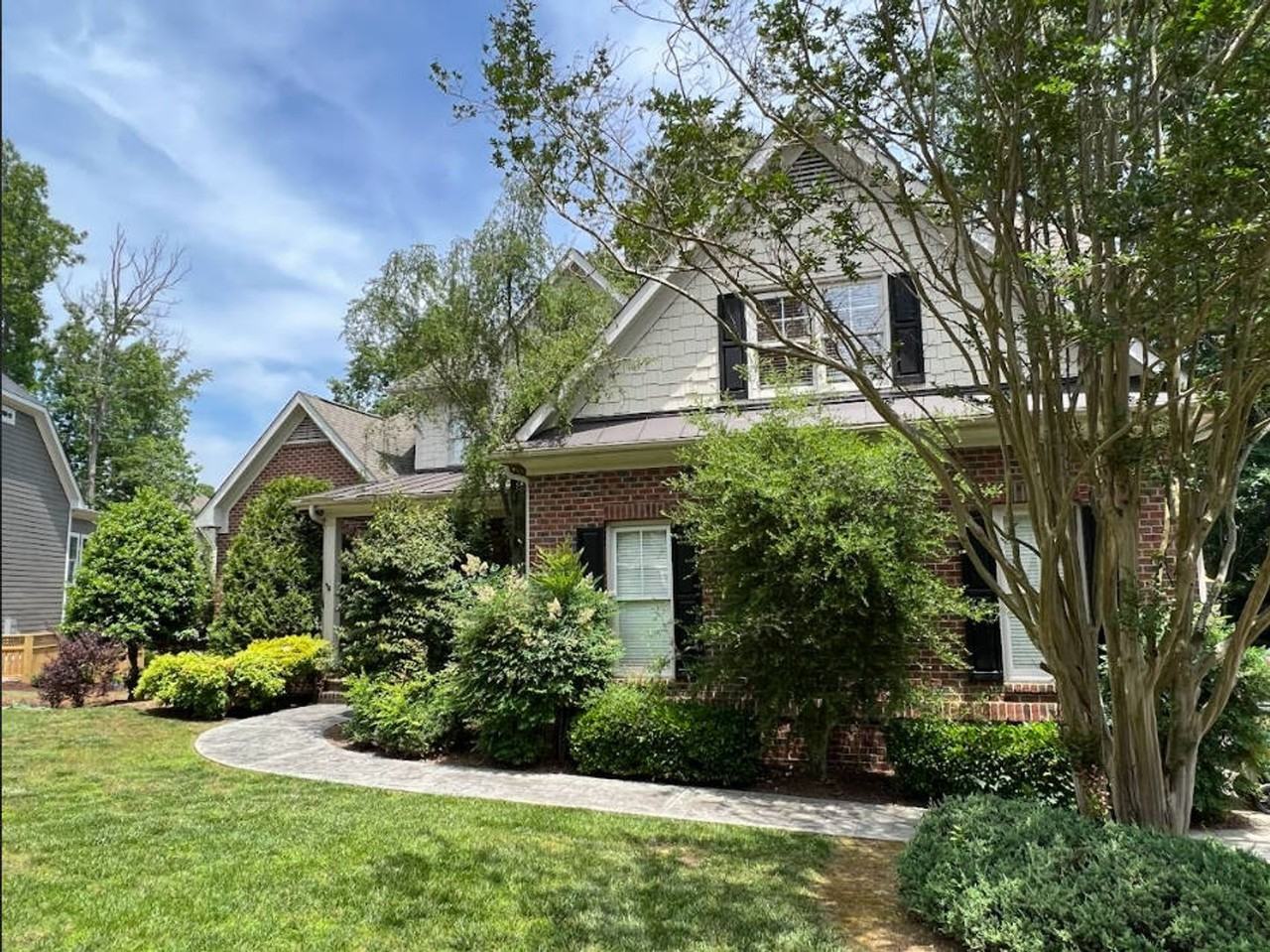 273 Brown Bear - Photo 2 of 3