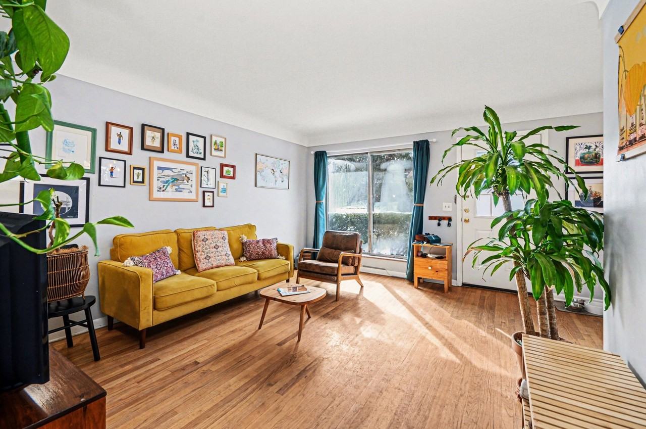 924 Lutz Ave - Photo 6 of 24