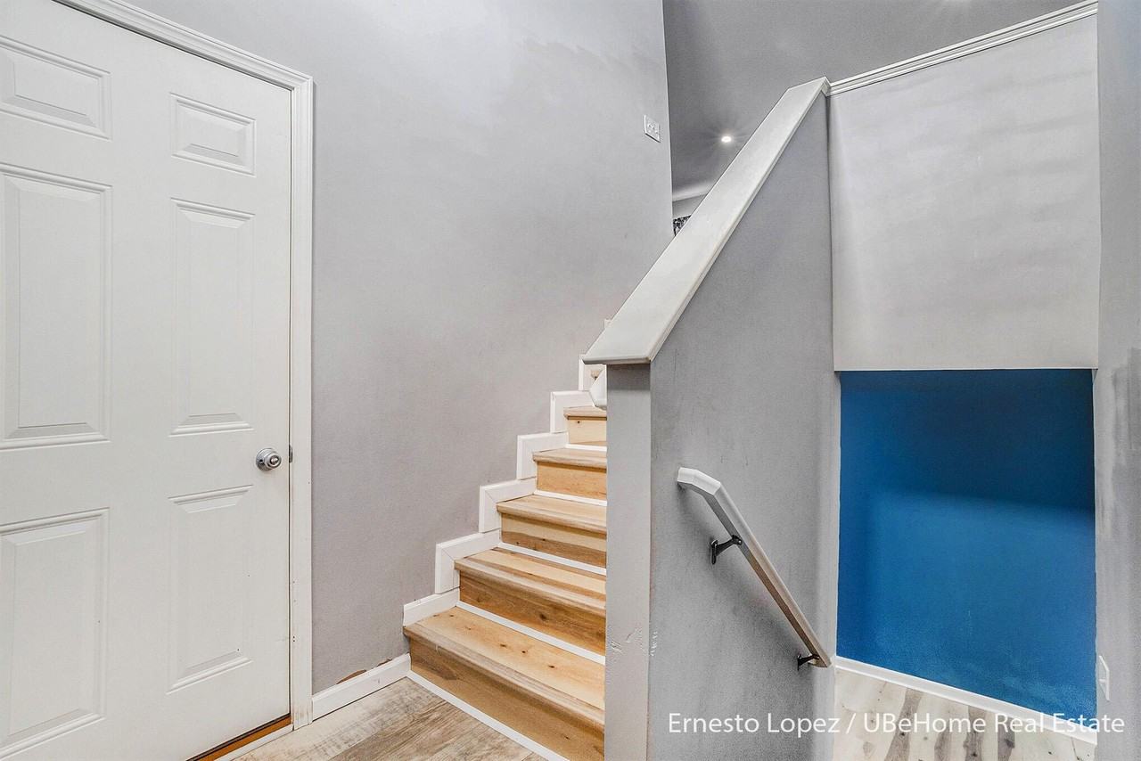 4061 Tributary Dr - Photo 5 of 27