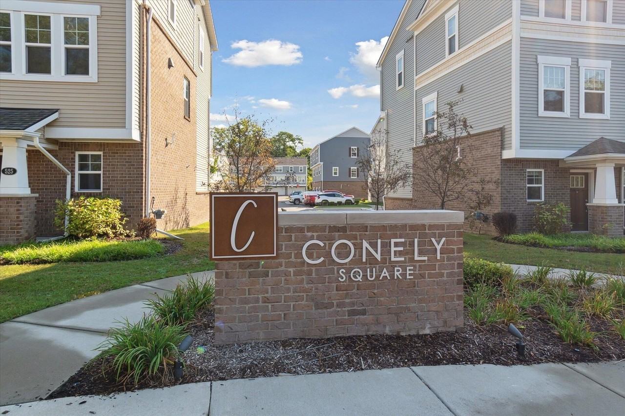 525 Jenny Way - Photo 2 of 38