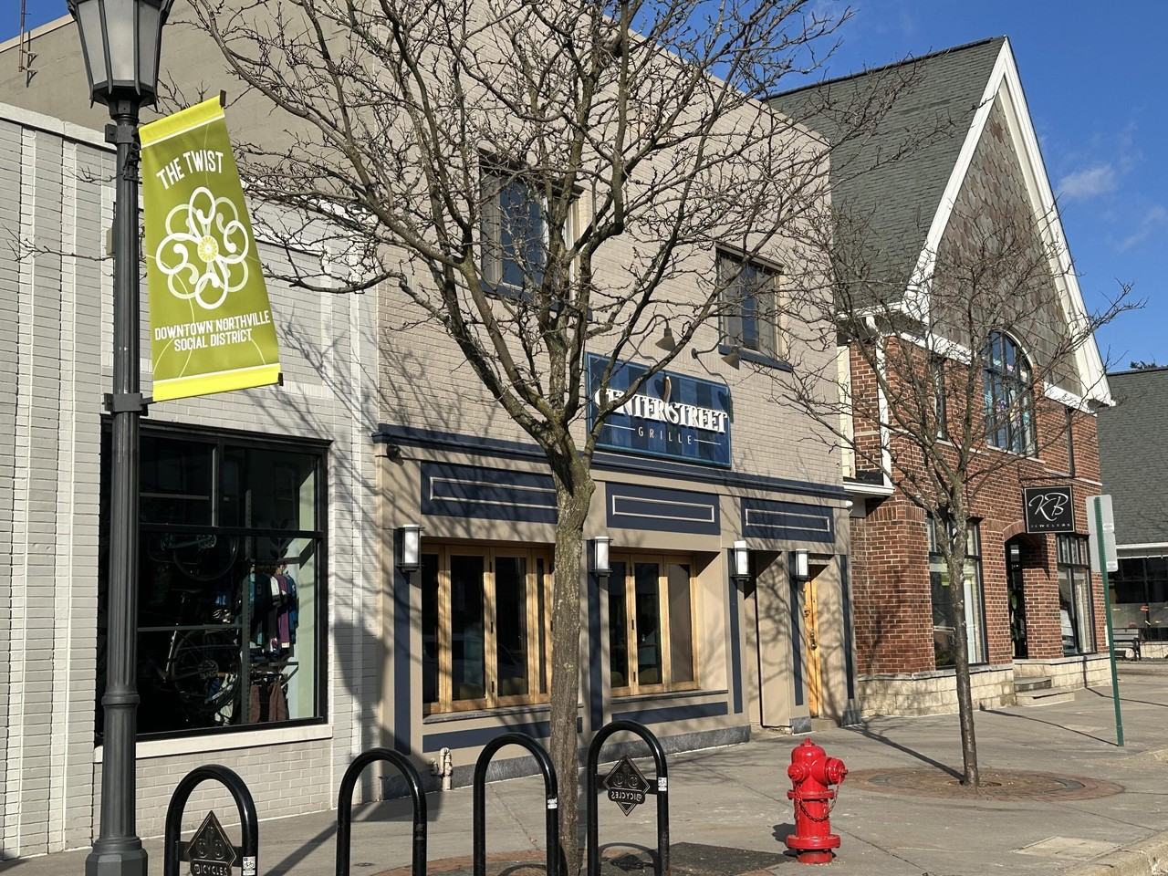 137 N Center St Apt 1 - Photo 2 of 39