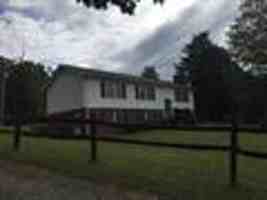 featured image of 975 Greenmurray Hl