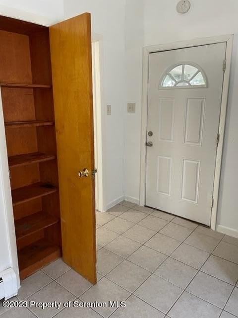 611 S Webster Ave 1st Fl - Photo 5 of 9