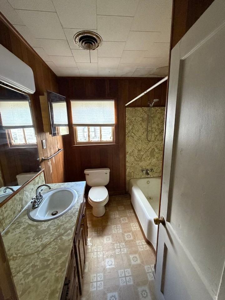 2125 Primrose St - Photo 7 of 10