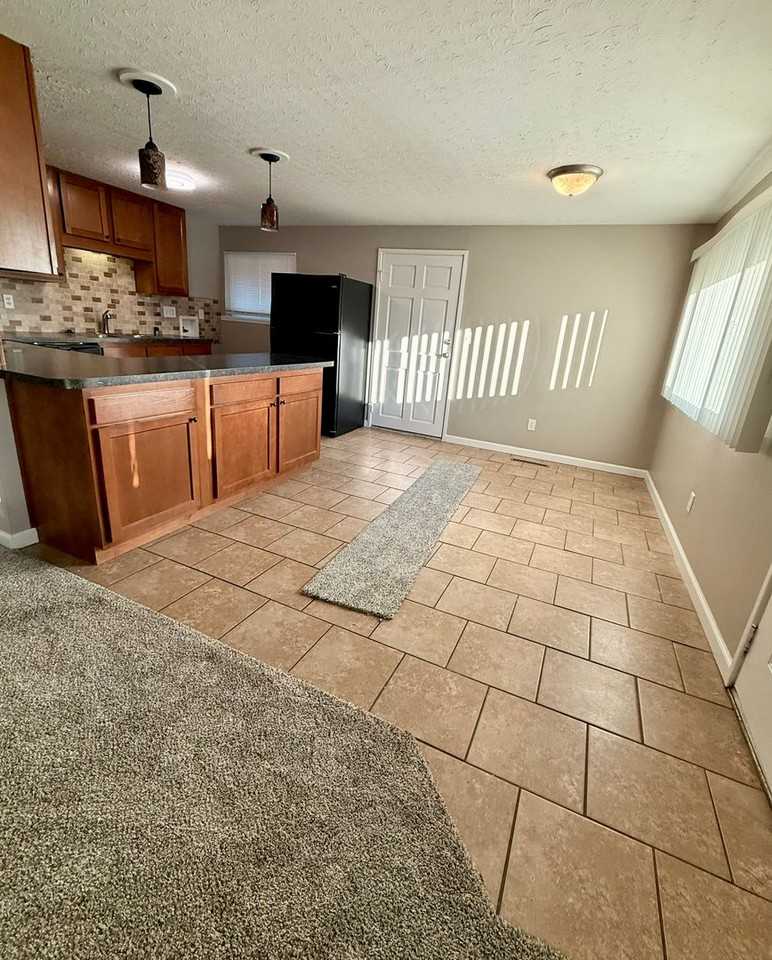 5137 Mays Ave - Photo 5 of 22