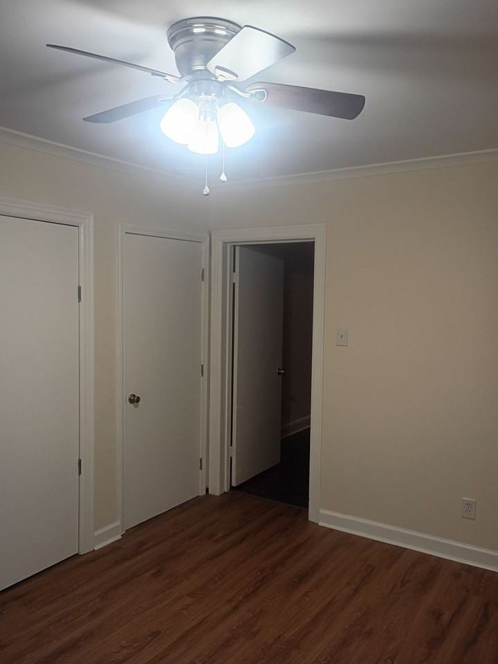 2708 Burns Ave - Photo 3 of 7