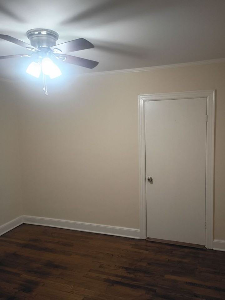 2708 Burns Ave - Photo 4 of 7