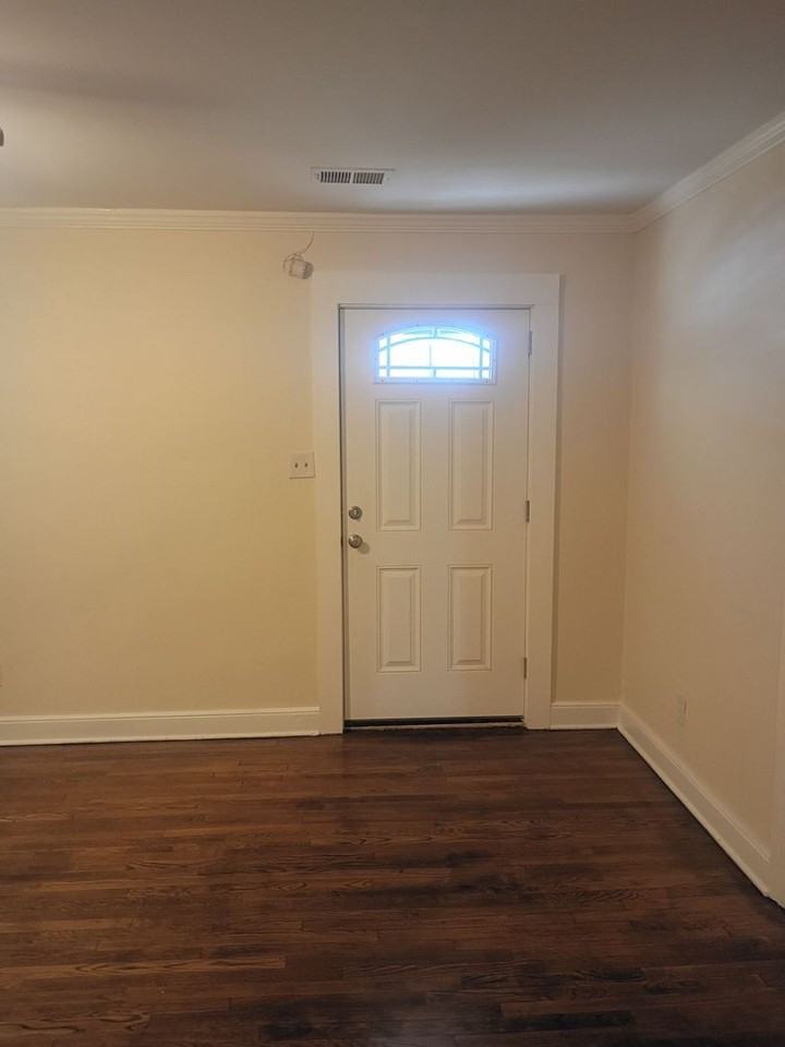 2708 Burns Ave - Photo 6 of 7