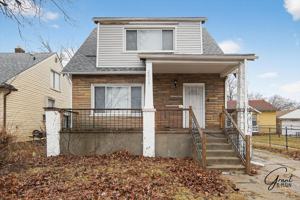 featured image of 20117 Santa Rosa Dr