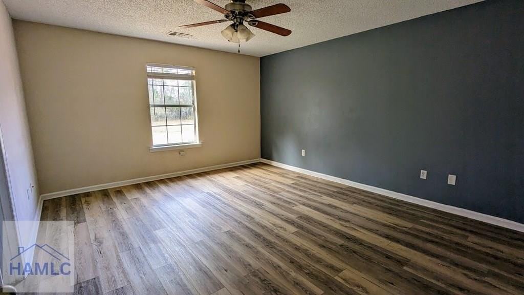 145 Cowart Rd - Photo 5 of 12