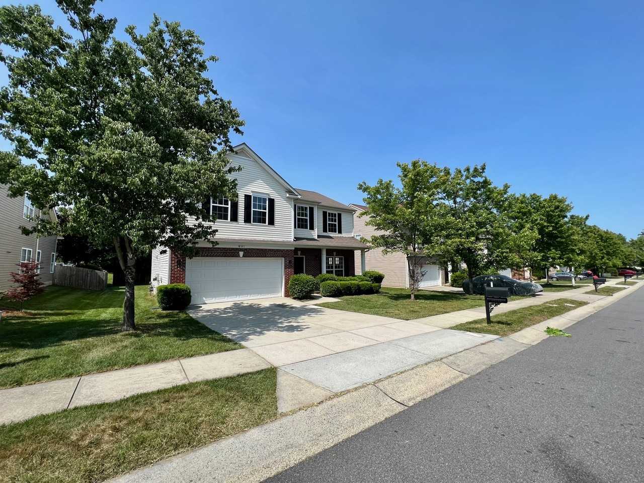 10311 Dominion Village Dr #1 - Photo 2 of 23