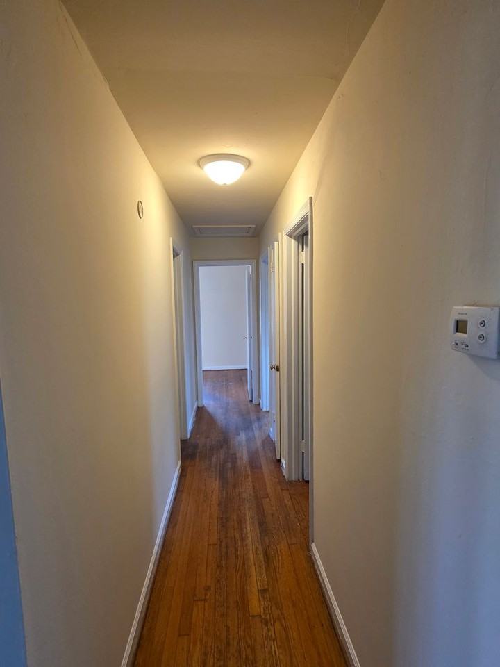 111 Cindy Cir - Photo 6 of 13