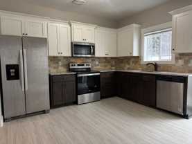 694 S Saturn Ave - Photo 1 of 1