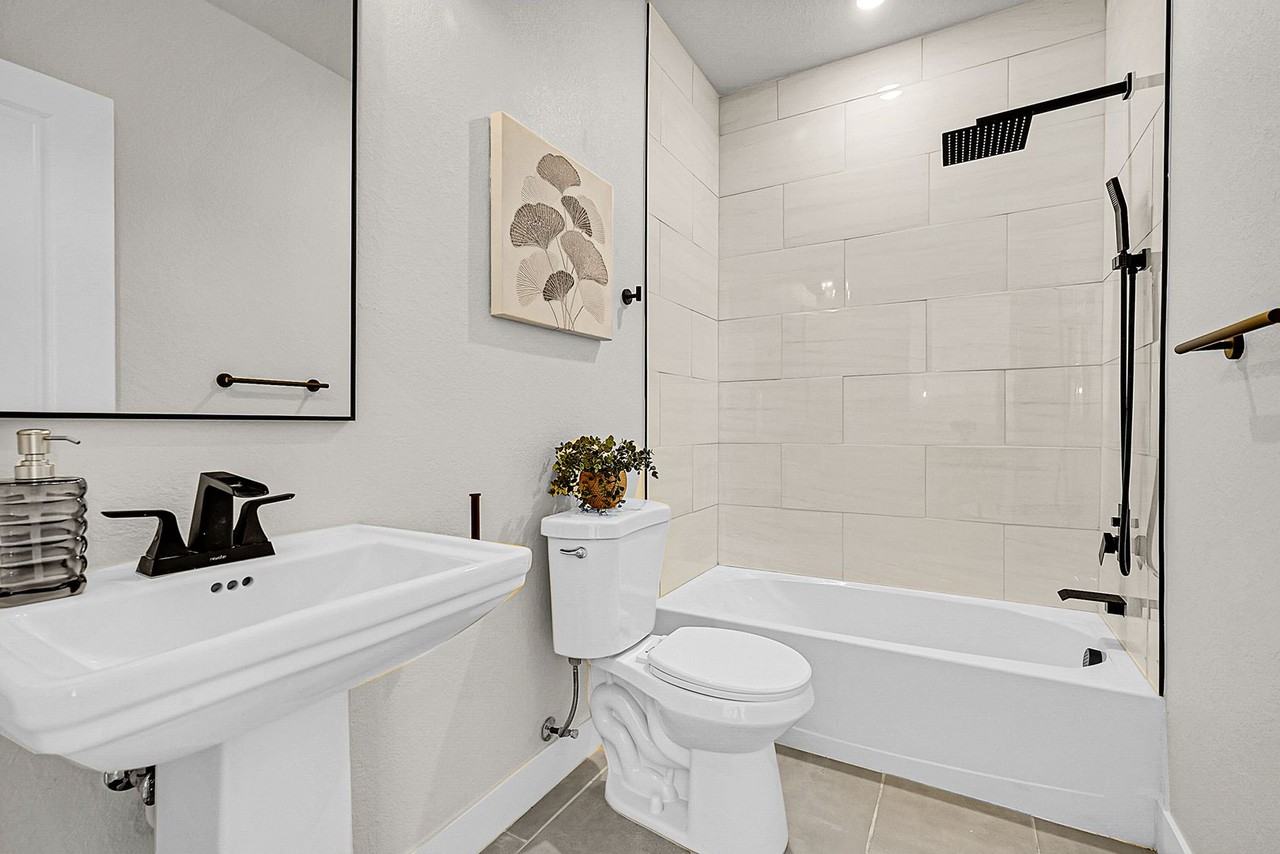 8530 W. 52nd Ave - Photo 7 of 36