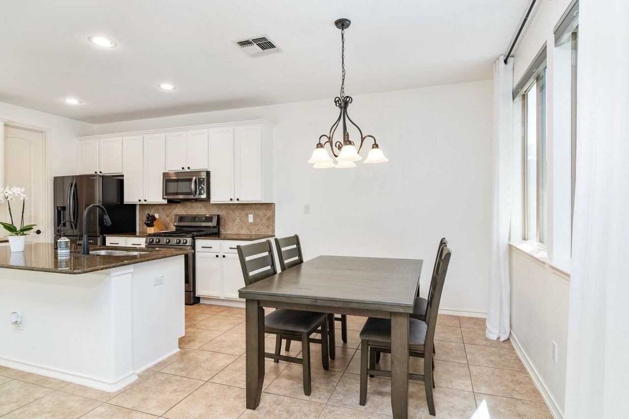 17819 Camino Grande - Photo 7 of 25