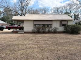 featured image of 14120 Kiser Rd