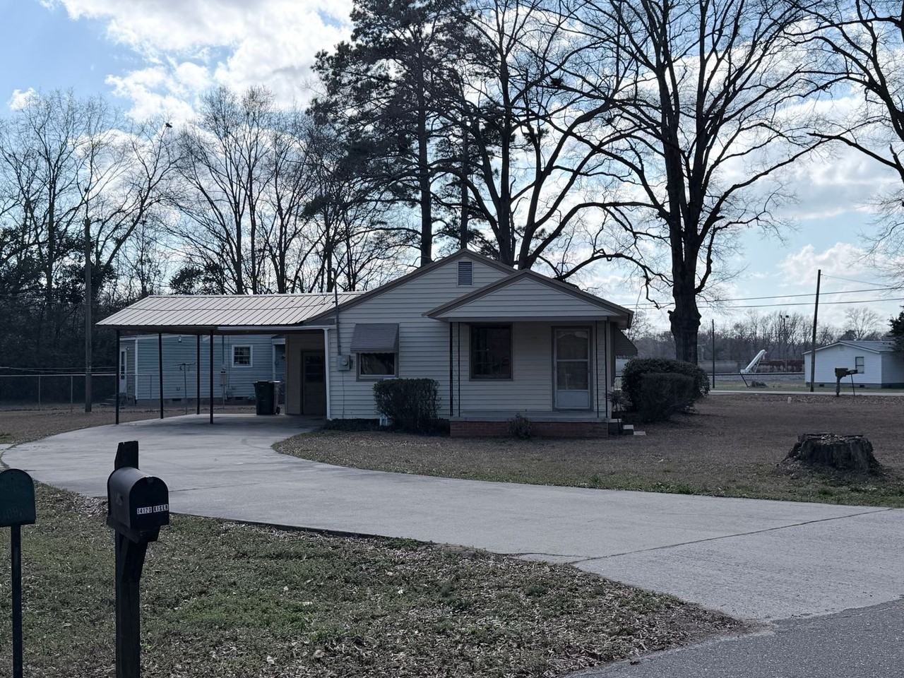 14120 Kiser Rd - Photo 4 of 15