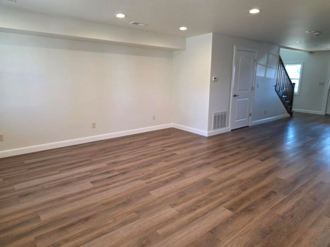 43 W Main St - Photo 5 of 20