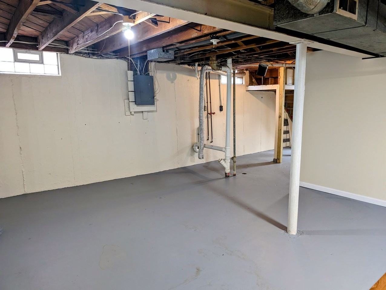 2814 Kenview Ave - Photo 6 of 30