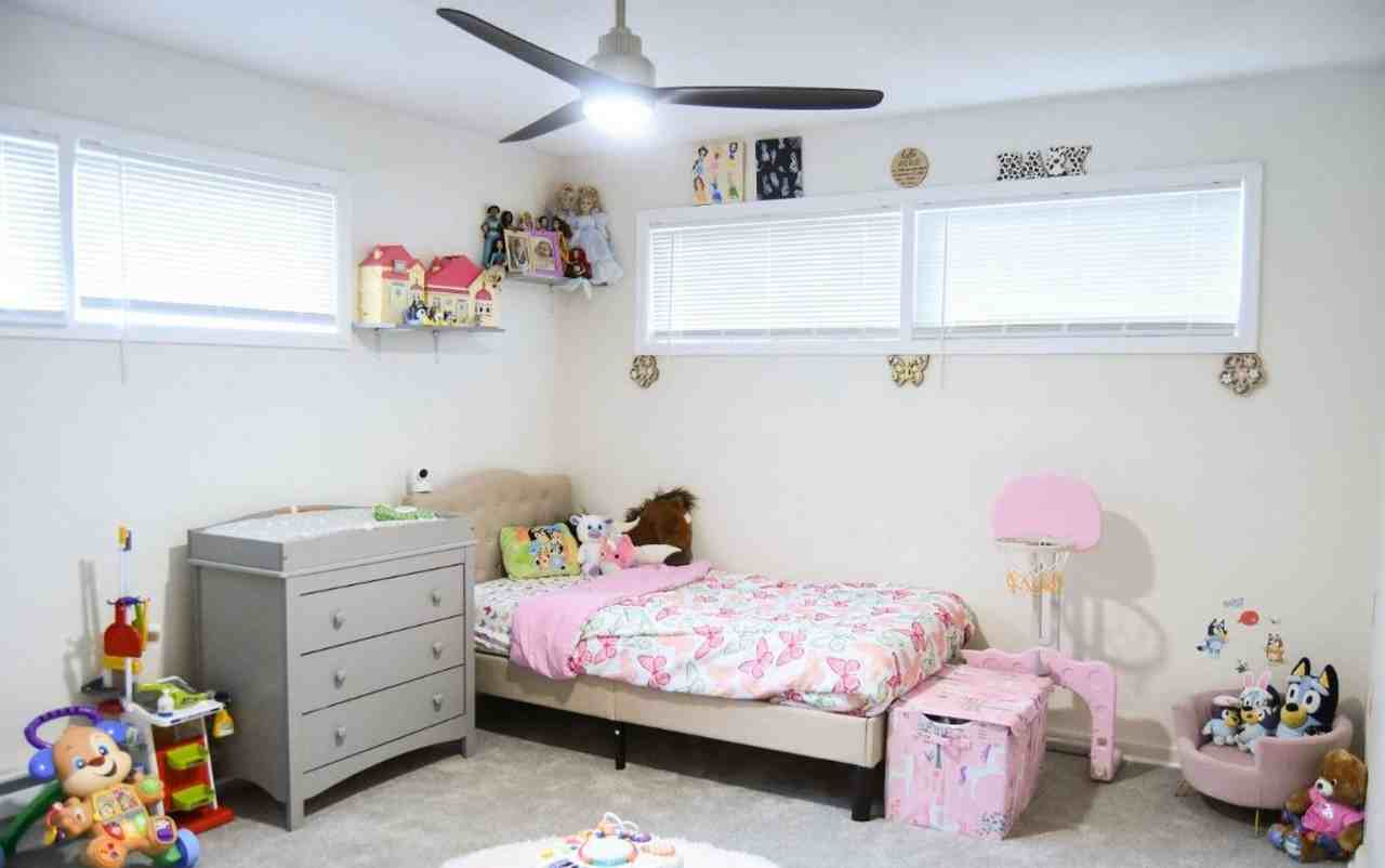 1317 Kilby Ter - Photo 4 of 9