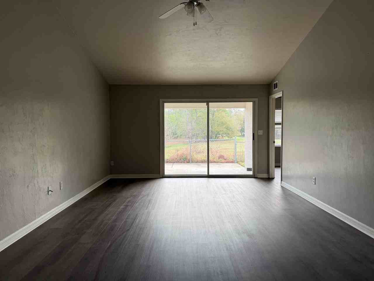 3015 Nw 79th Ct - Photo 3 of 9