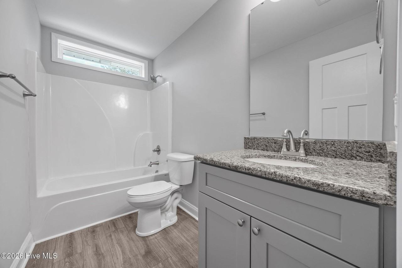 645 S Gaines St - Photo 4 of 48