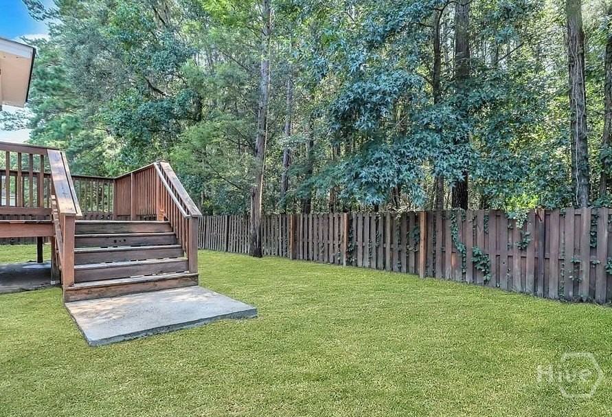 1548 Bradley Blvd - Photo 3 of 28