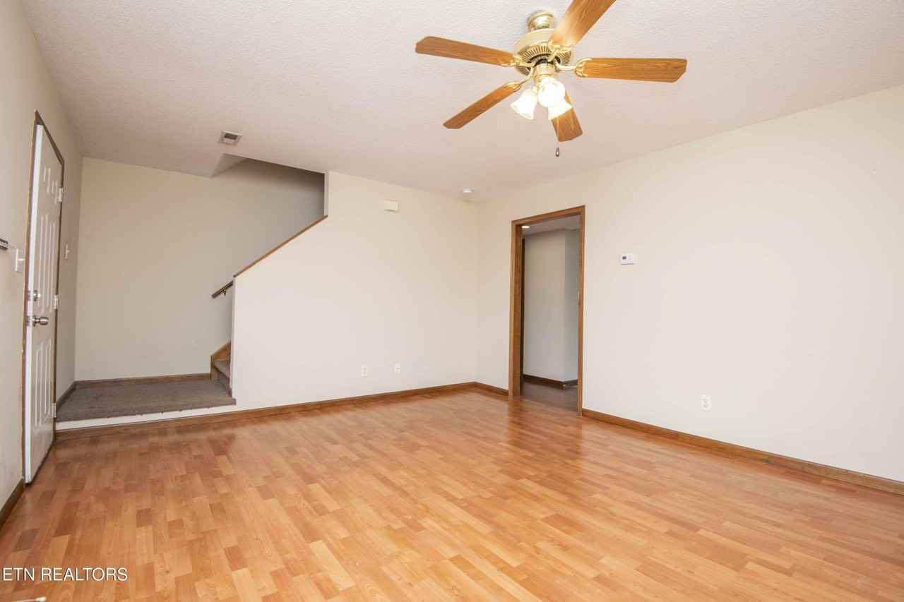 7900 Gray Heights Way - Photo 3 of 14