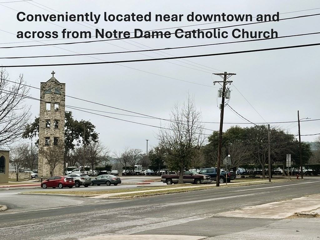 228 Washington St - Photo 2 of 14