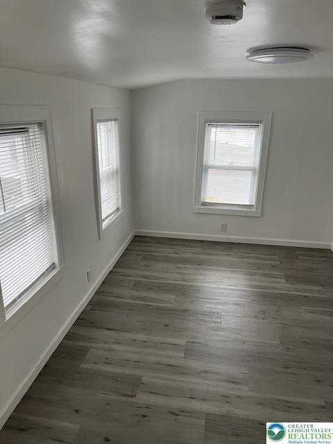 220 Cattell St Unit 4 - Photo 4 of 12