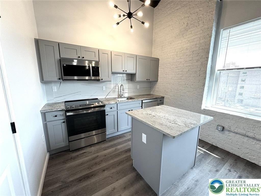 810 Monocacy St Unit 302 - Photo 3 of 26