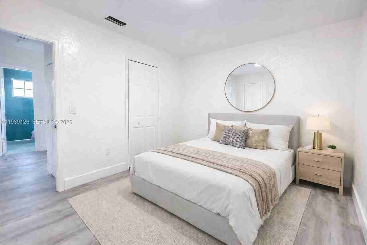 19122 Nw 36th Ave #0 - Photo 5 of 12