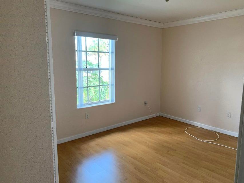 5900 Azalea Cir - Photo 7 of 8