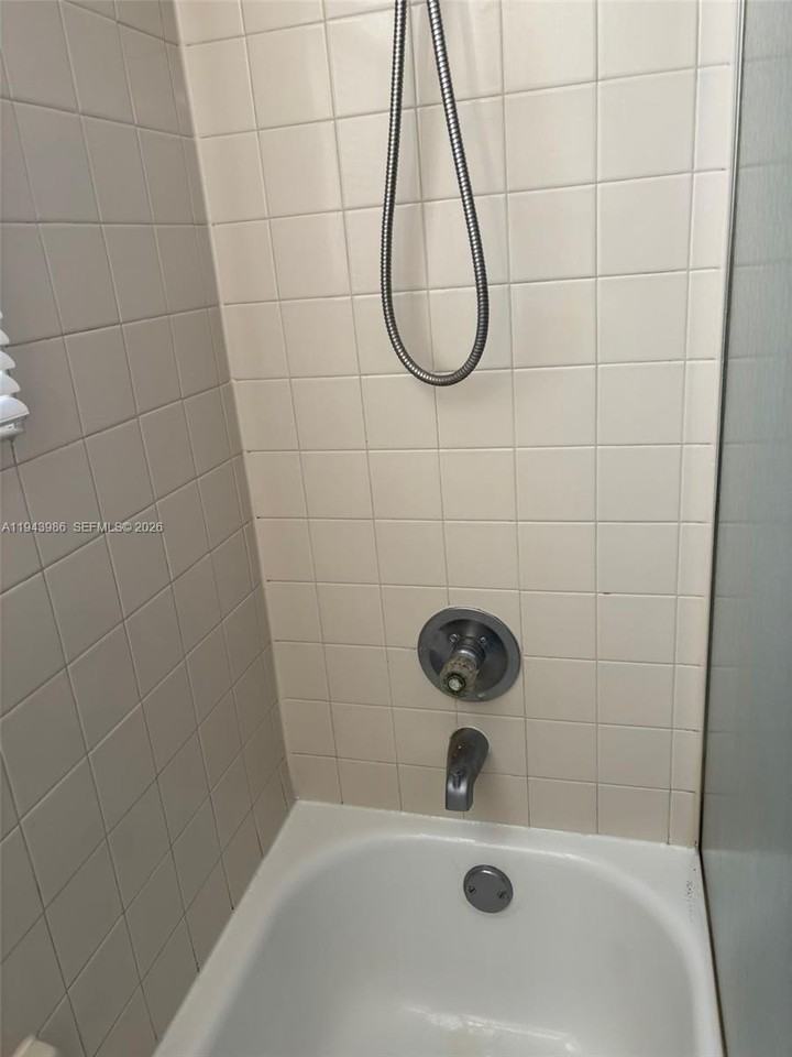 901 Lyons Rd #1208 - Photo 7 of 15