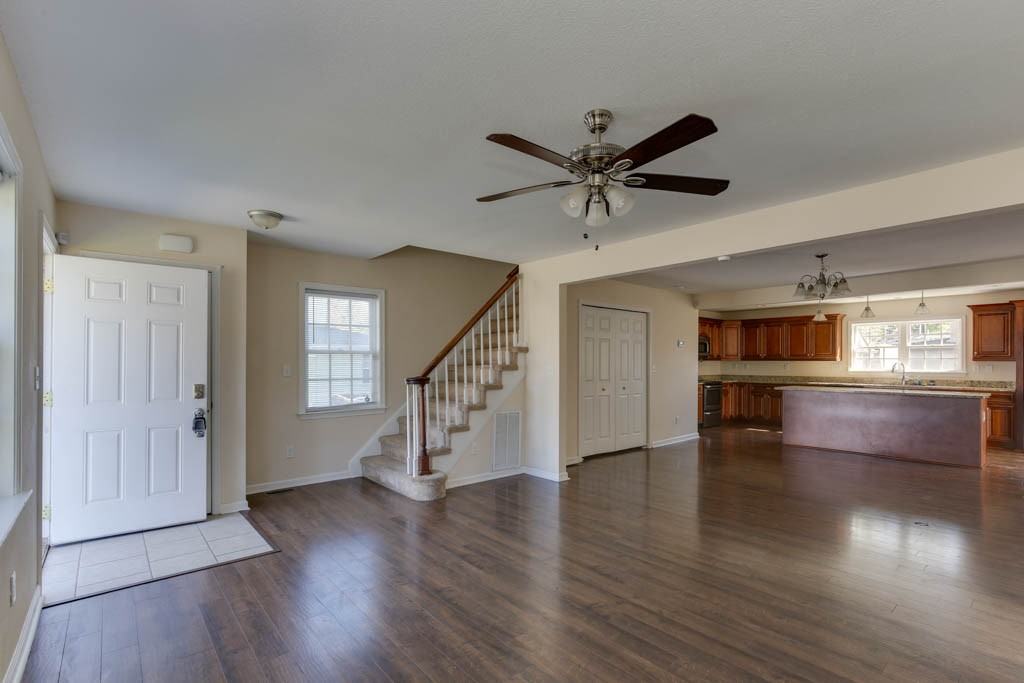 2 Alden Ave #1 - Photo 6 of 34