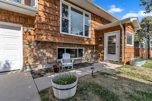 featured image of 6703 Moreland Ave #1