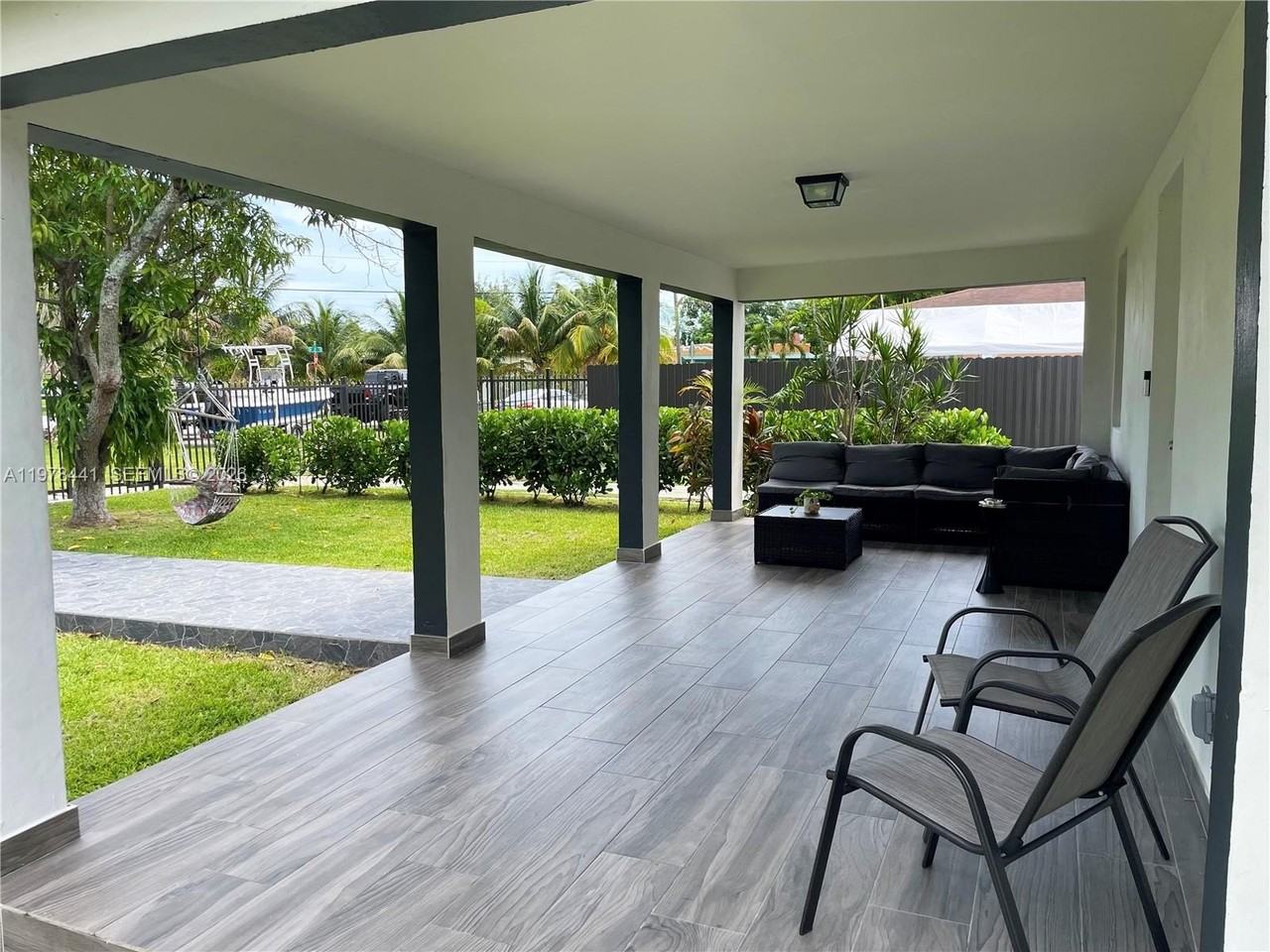 170 Sw 63rd Ct - Photo 6 of 29