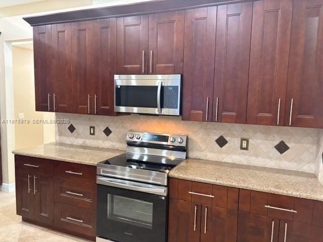 1290 Camellia Ln - Photo 5 of 6