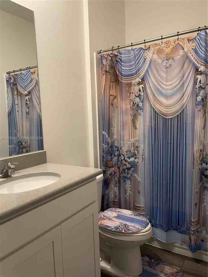 6157 Nw Gatun Dr #NA - Photo 4 of 5