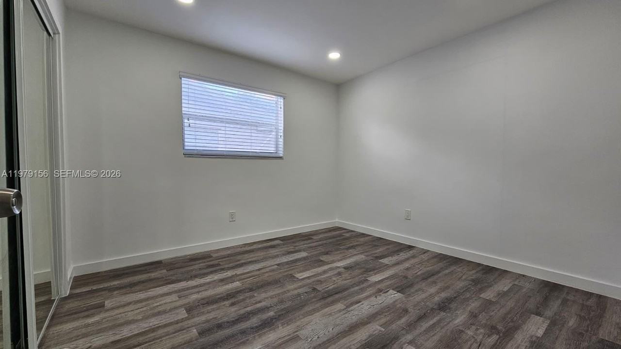 1941 Nw 32nd St #1941 - Photo 6 of 16