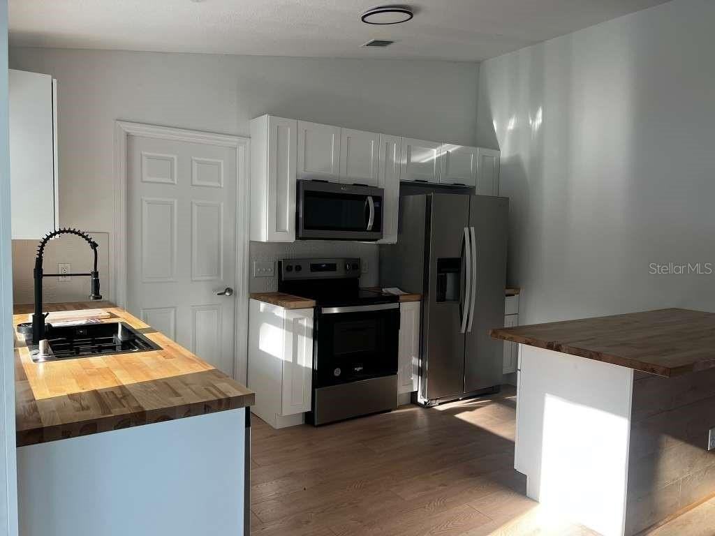 802 Lindenwald Ln - Photo 2 of 2