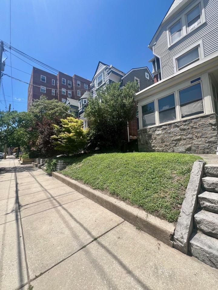 1509 N Franklin St #2 - Photo 2 of 20