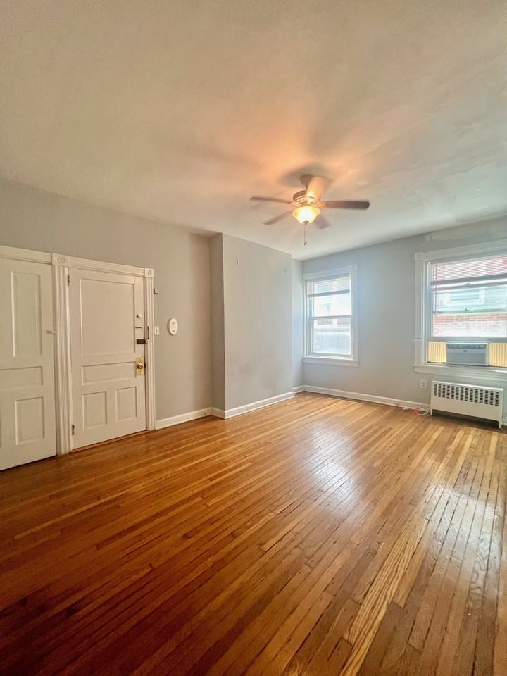 1509 N Franklin St #2 - Photo 4 of 20