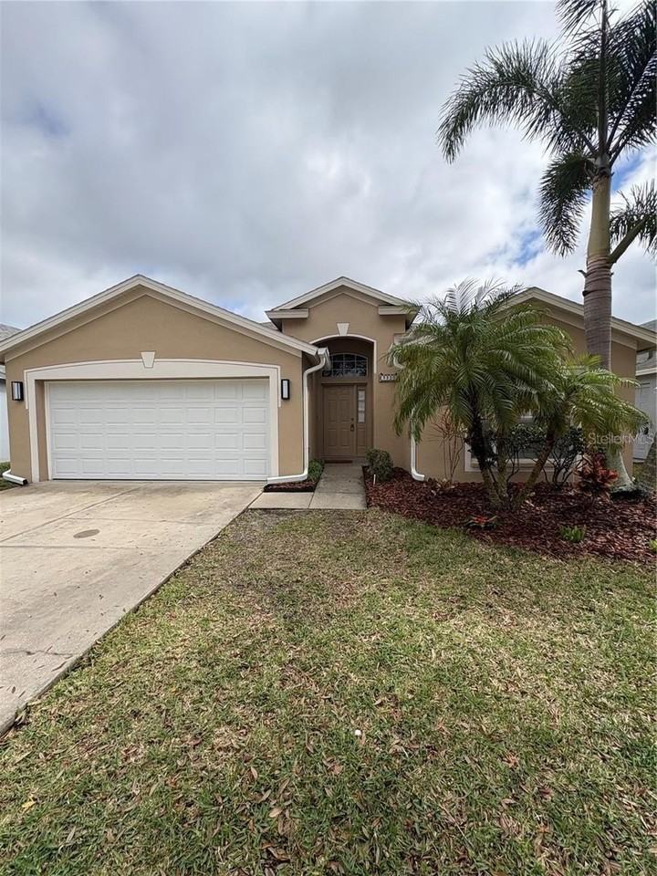 9820 Bayboro Bridge Dr - Photo 2 of 24